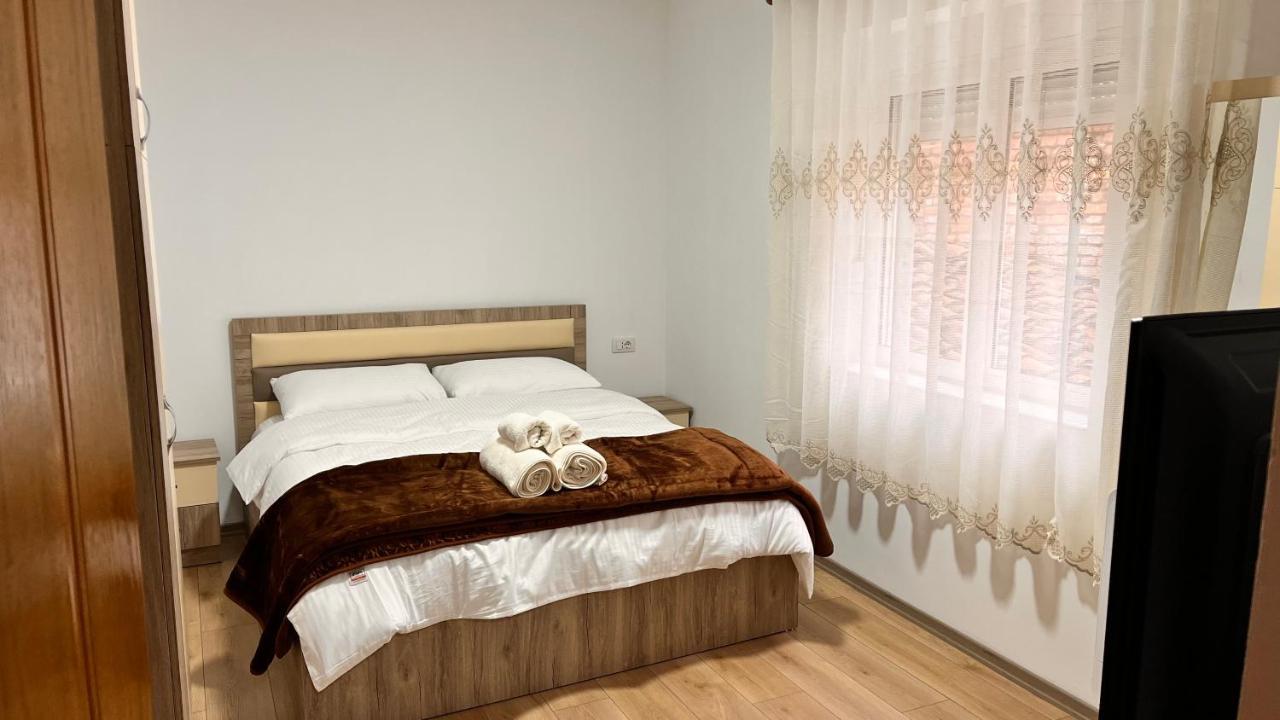 Driteza Hotel คอร์เชอ ภายนอก รูปภาพ